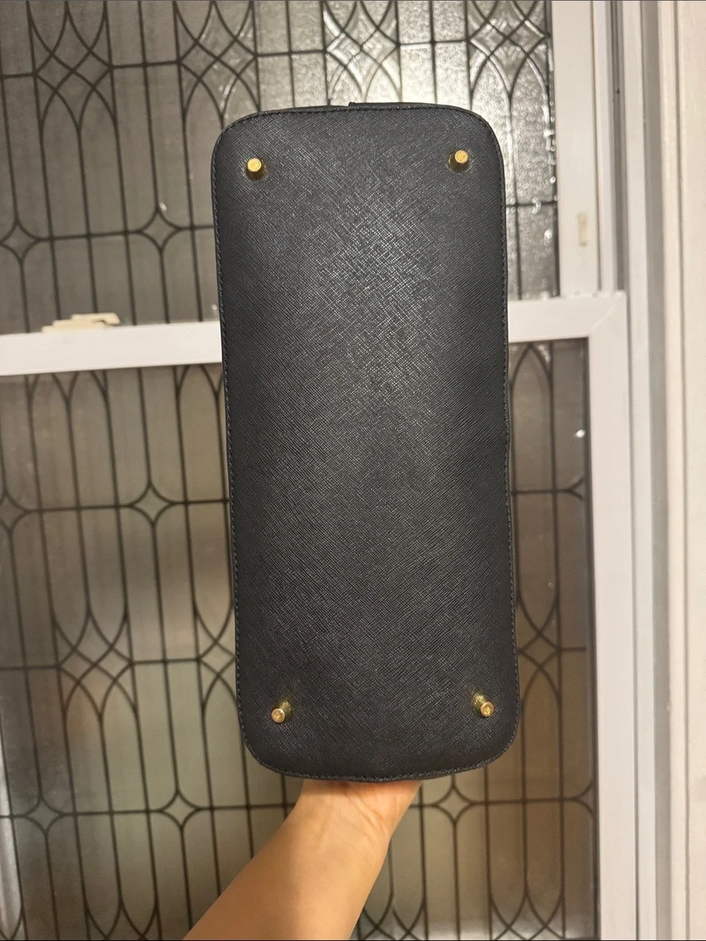 DKNYC sleek black